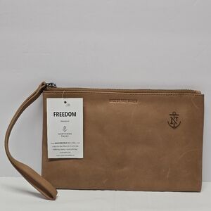 Northern Trust Tan Genuine Leather Money Wristlet Bag Clutch By Made Free NWT